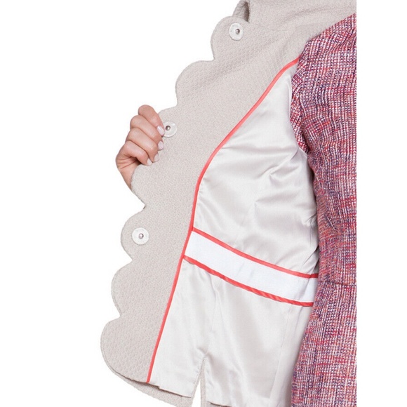 Boden cream scalloped snap button front coat Size 12R - Picture 7 of 7